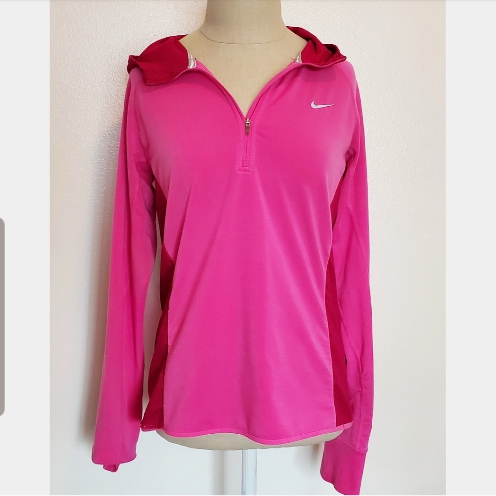 🥀Womens Pink Zip Up Dri-Fit Nike Jacket🥀